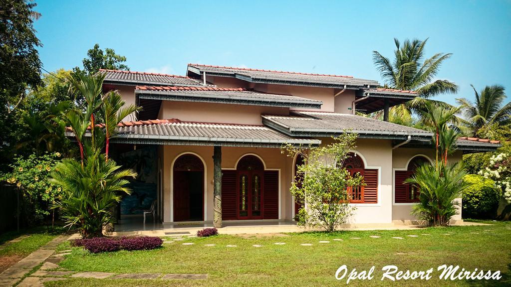 Villa Opal Mirissa Exterior foto